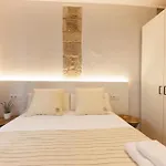 Bravissimo Calderers El Llop, With River Views 아파트 지로나