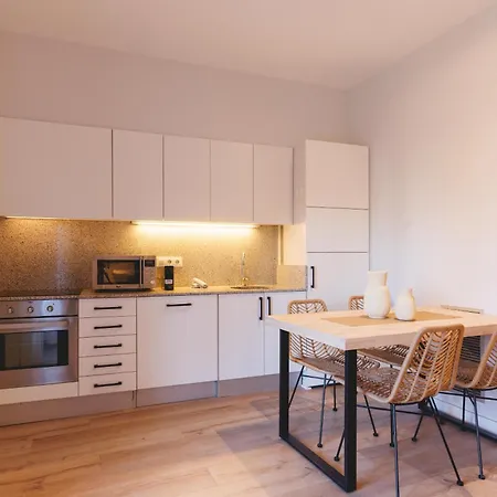 Bravissimo Calderers El Llop, With River Views Apartament Girona