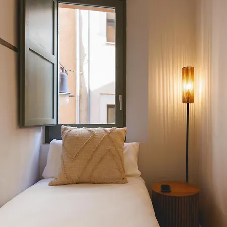 Bravissimo Calderers El Llop, With River Views * Gérone