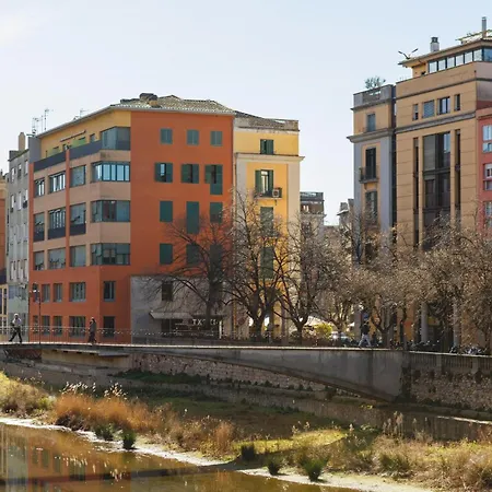 Bravissimo Calderers El Llop, With River Views Girona