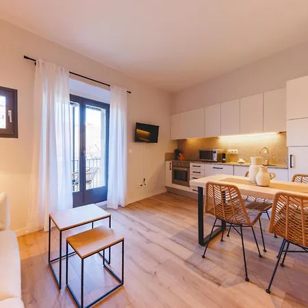 Bravissimo Calderers El Llop, With River Views Apartment