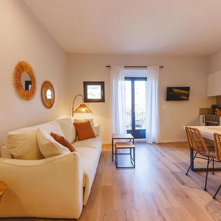 Bravissimo Calderers El Llop, With River Views Gerona