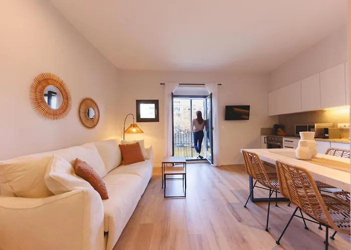 Bravissimo Calderers El Llop, With River Views Apartamento