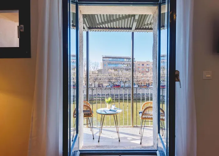 Bravissimo Calderers El Llop, With River Views Apartamento Girona